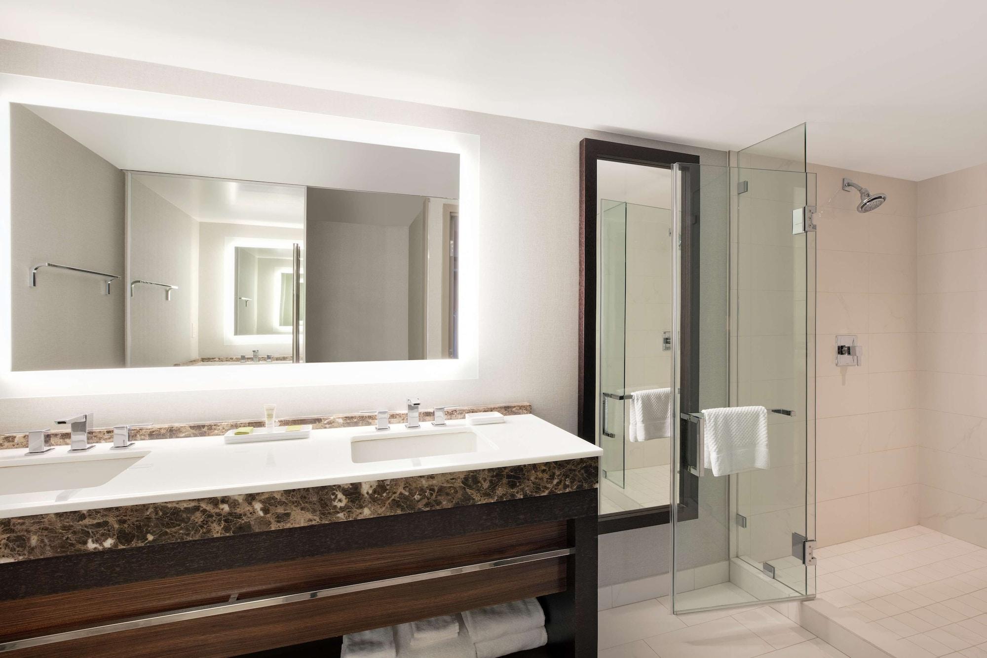 Hilton Mclean Tysons Corner Hotel Exterior foto