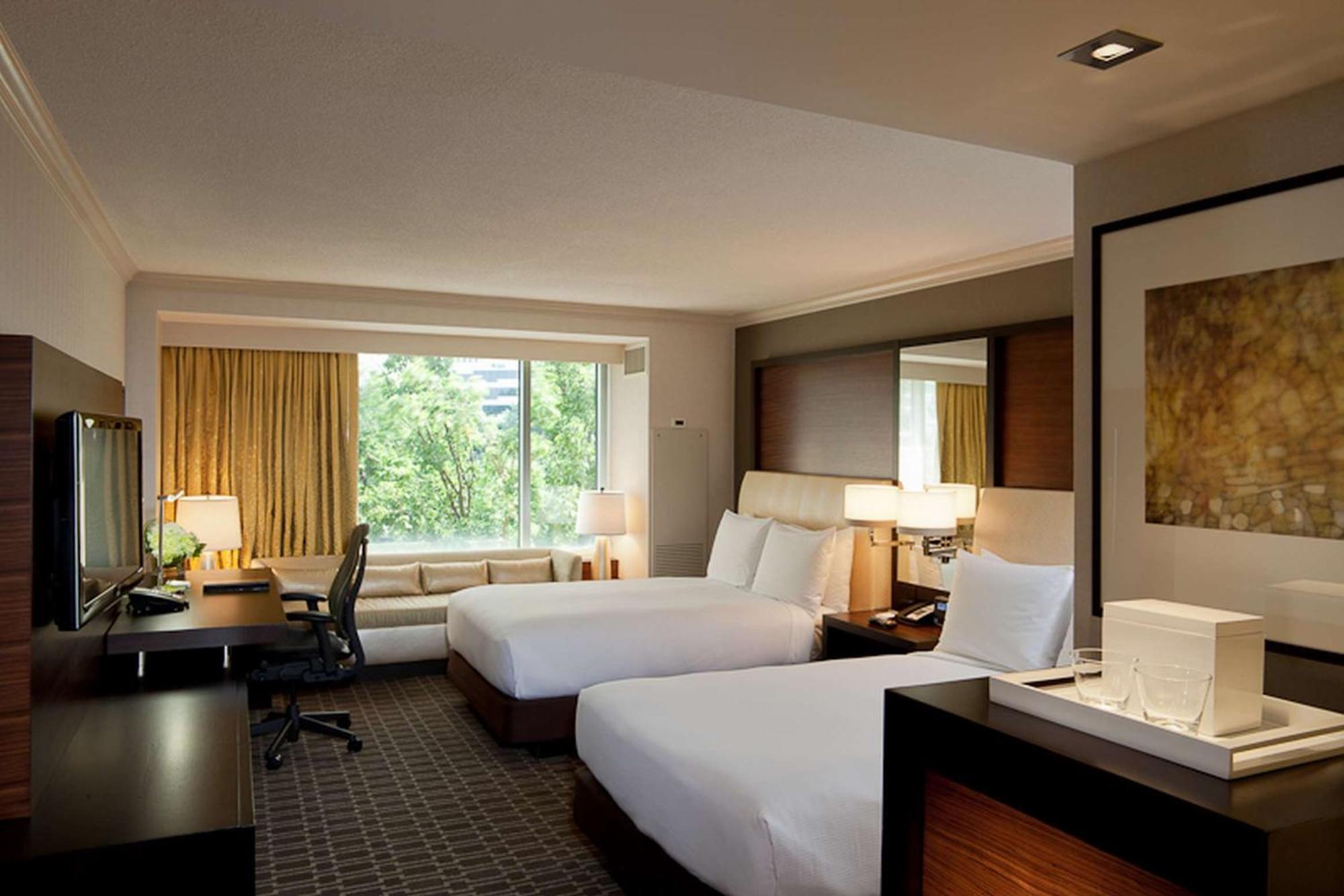 Hilton Mclean Tysons Corner Hotel Exterior foto