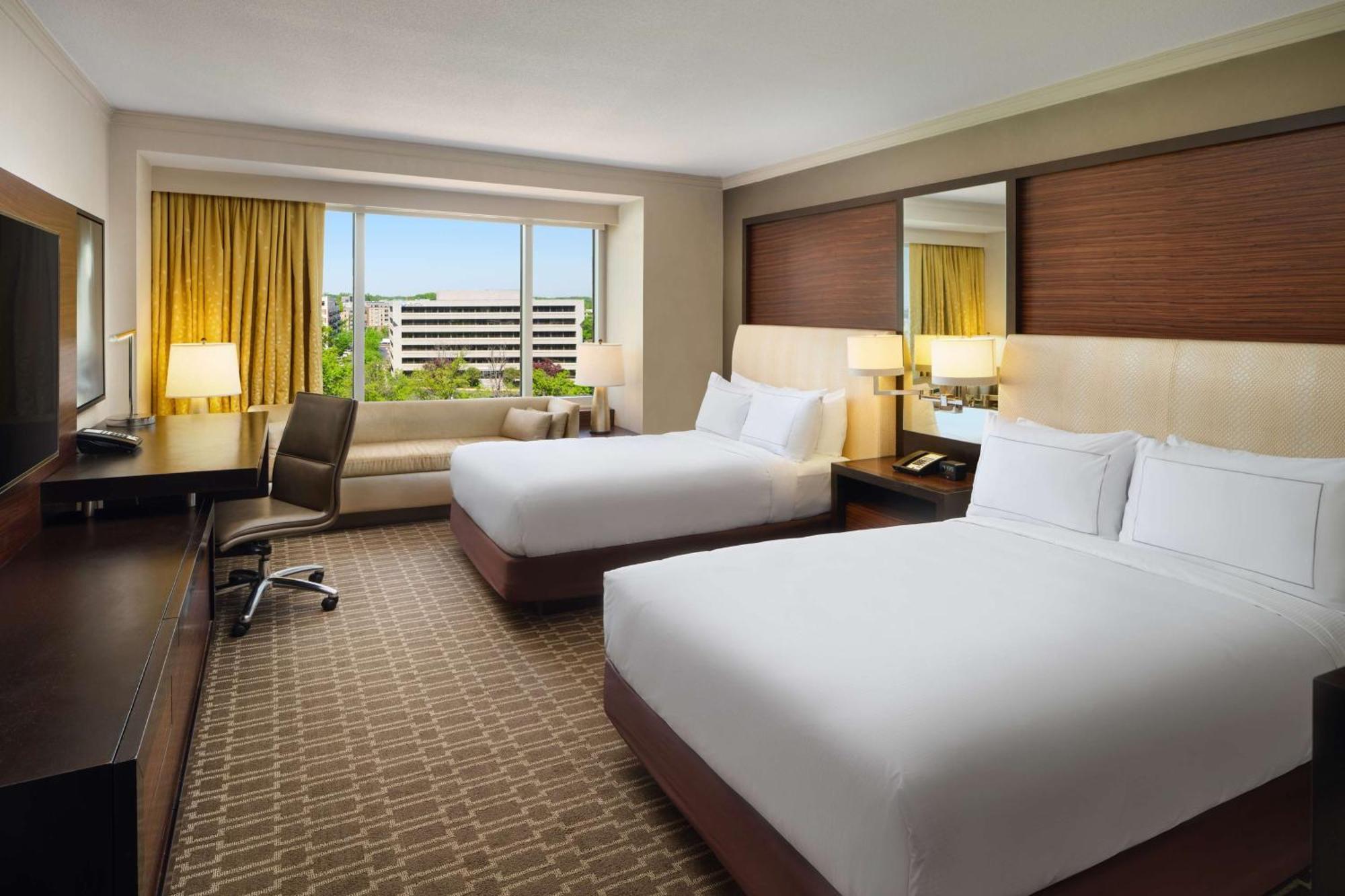Hilton Mclean Tysons Corner Hotel Exterior foto