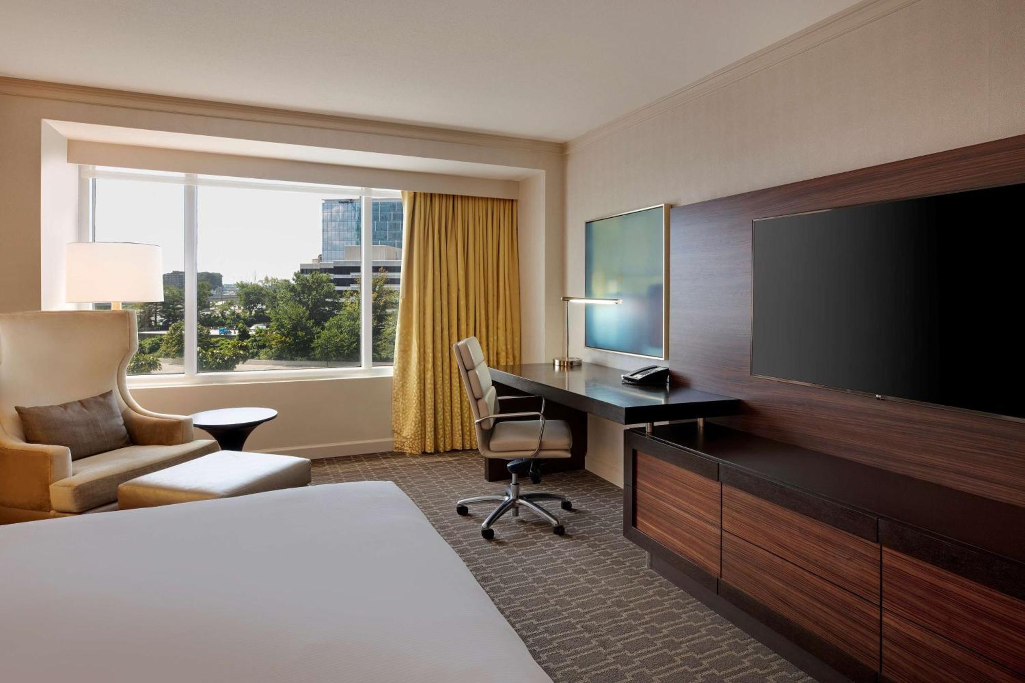 Hilton Mclean Tysons Corner Hotel Exterior foto